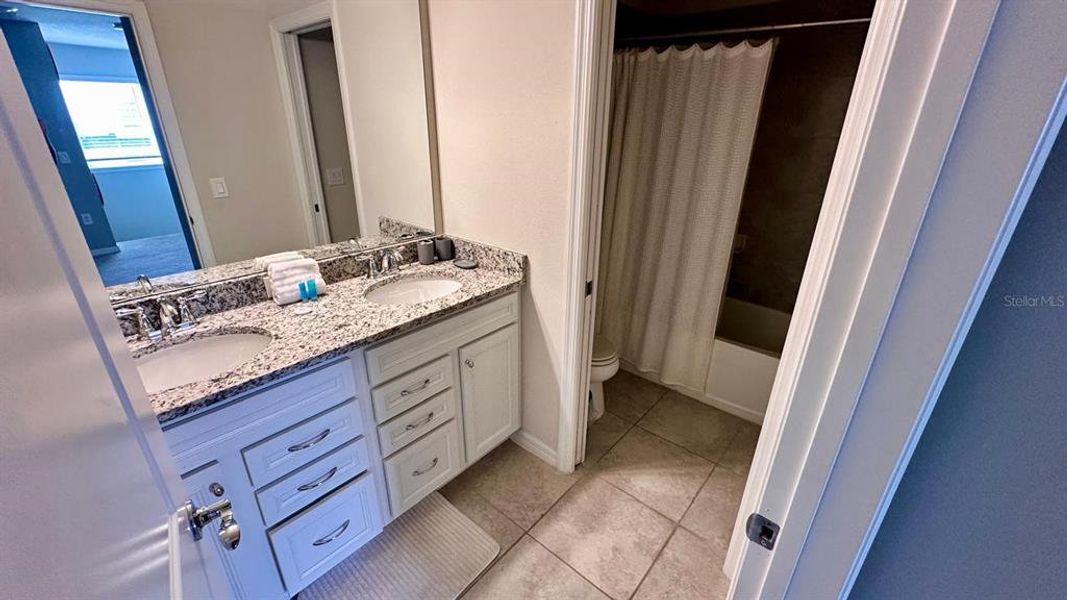 Furnished interior view inside a new home in , Davenport (Image 12).