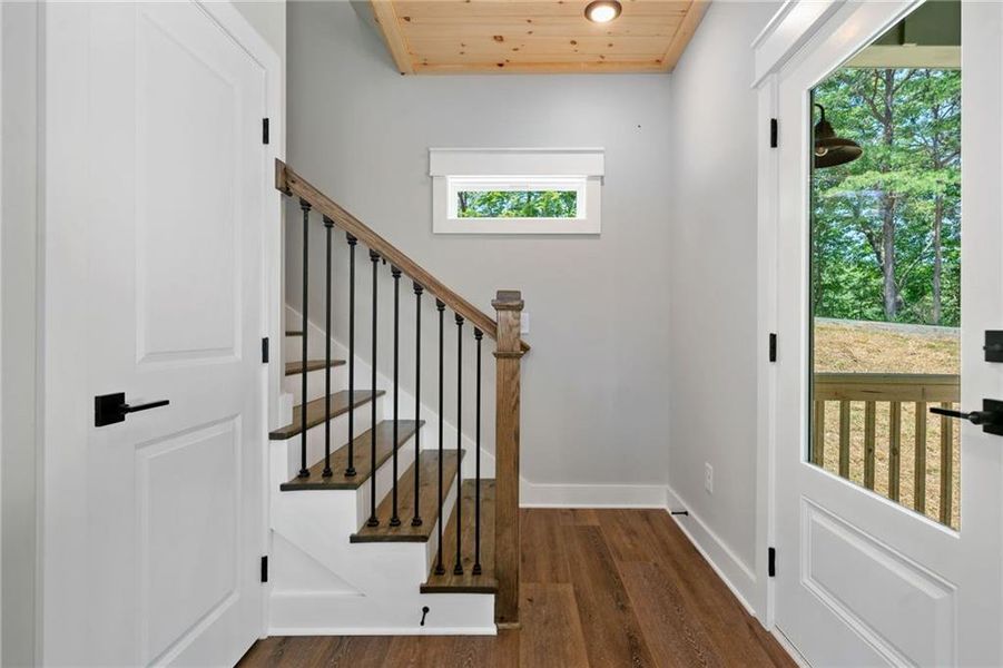 Spacious, unfurnished interior of a new home in , Ranger (Image 32).