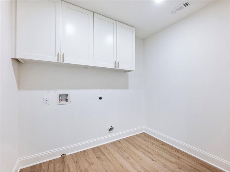 Spacious, unfurnished interior of a new home in , Conyers (Image 37).