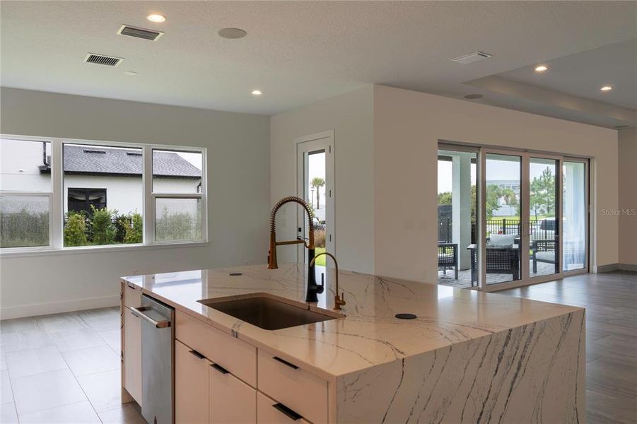 Furnished interior view inside a new home in , Orlando (Image 4).