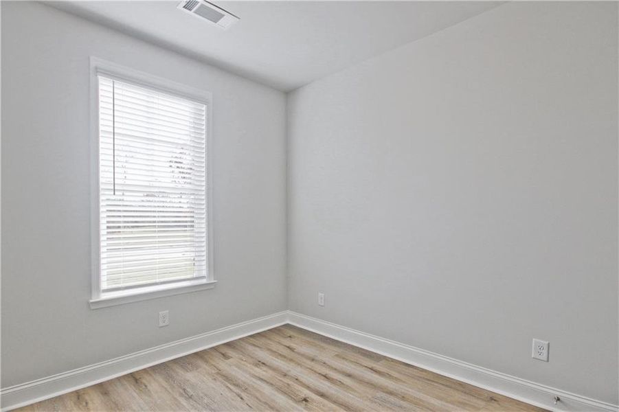 Spacious, unfurnished interior of a new home in Highland Park, Stonecrest (Image 34).