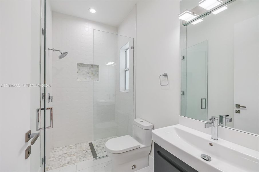 Furnished interior view inside a new home in , Biscayne Park (Image 39).