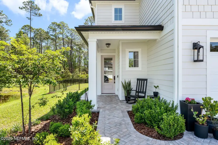 Exterior details and patio area of a home in , Ponte Vedra (Image 3).