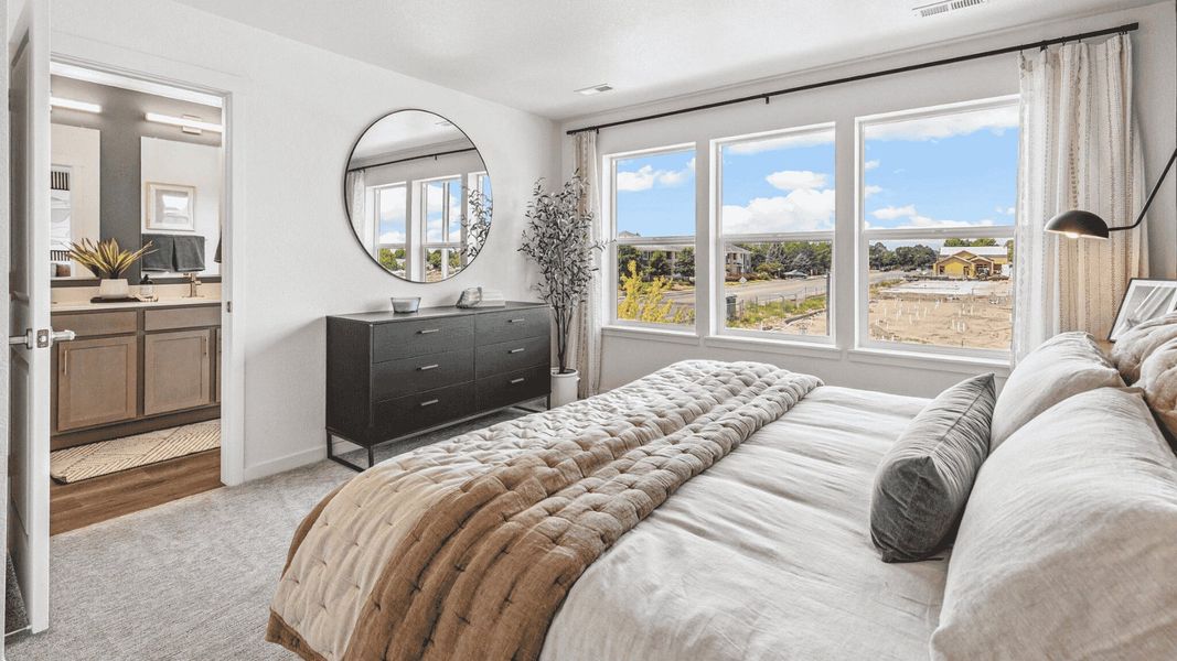 Furnished interior view inside a new home in Arcadia, Denver (Image 10).