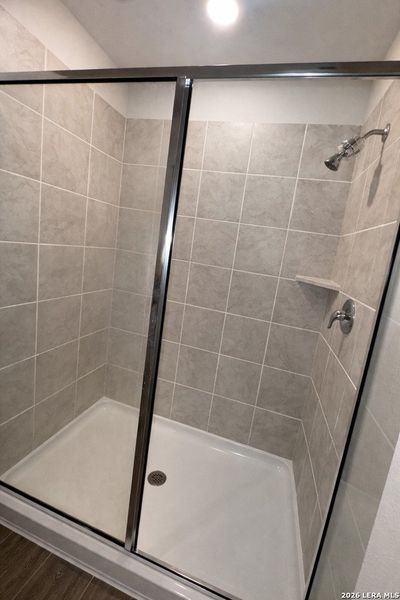 Close-up of interior finishes inside a home in Avenida, Converse (Image 8).