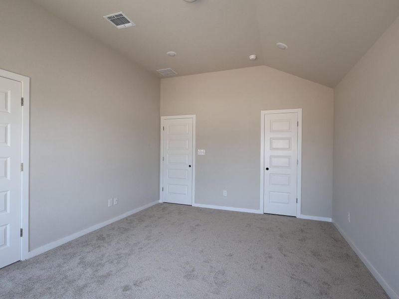 Spacious, unfurnished interior of a new home in Heritage, Dripping Springs (Image 5). Spacious, unfurnished interior of a new home in Heritage, Dripping Springs (Image 5).