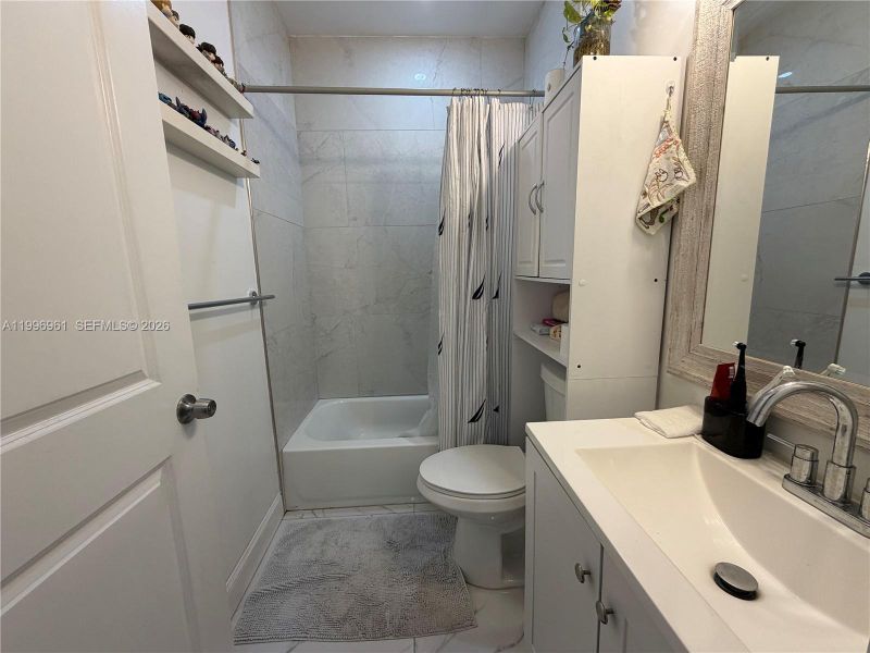 Furnished interior view inside a new home in , Hollywood (Image 10).