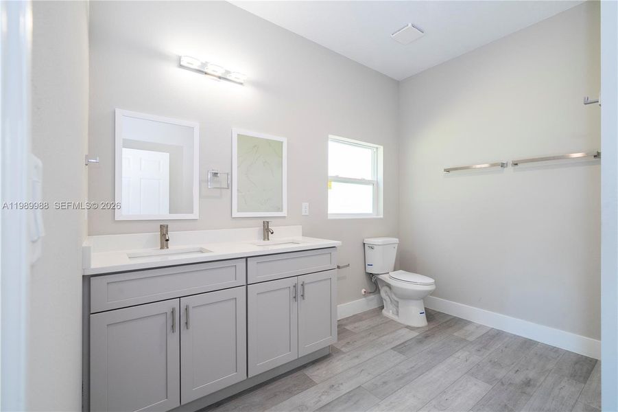 Furnished interior view inside a new home in , Sebring (Image 12).