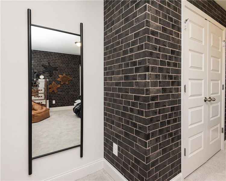 Exterior details and patio area of a home in Hellen Valley, Braselton (Image 4).