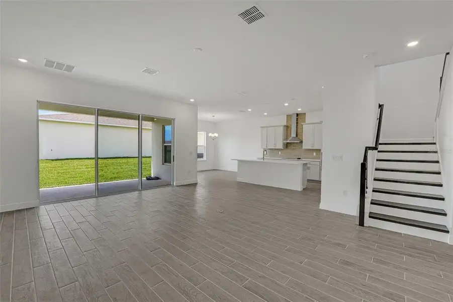 Spacious, unfurnished interior of a new home in Avalon Woods, Winter Garden (Image 44).