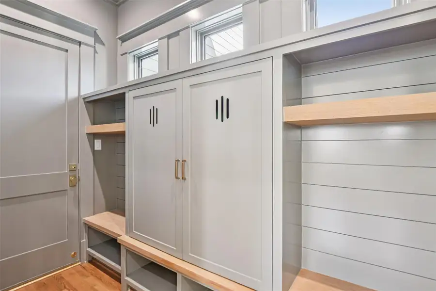 The mud room is well lit and well appointed! The mud room is well lit and well appointed!