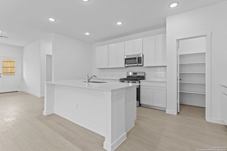 Furnished interior view inside a new home in , New Braunfels (Image 4). Furnished interior view inside a new home in , New Braunfels (Image 4).