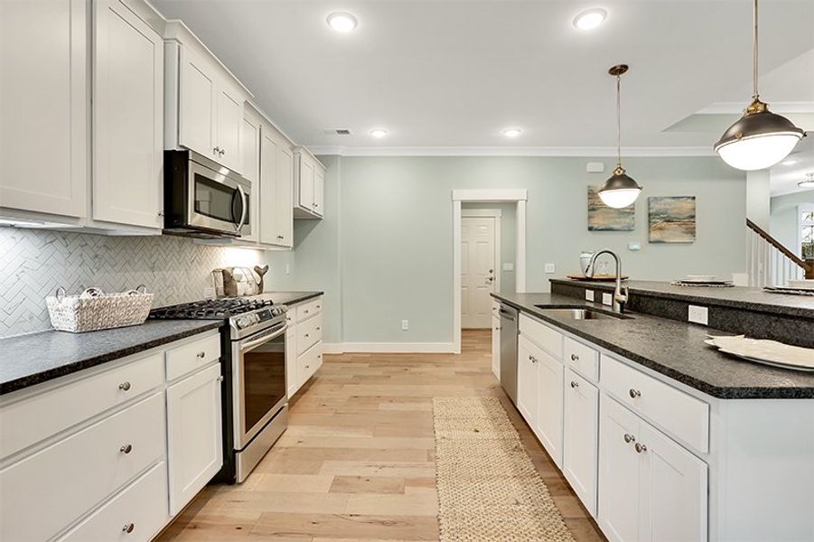 Cooper's Bay, Kitchen