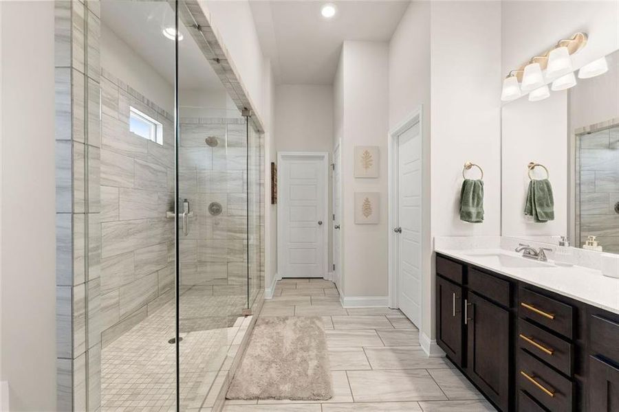 Furnished interior view inside a new home in , Gainesville (Image 8).