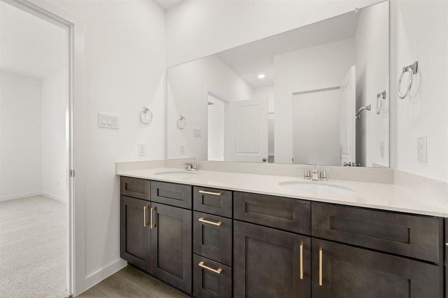 5704 Lakeview- Primary Suite-6