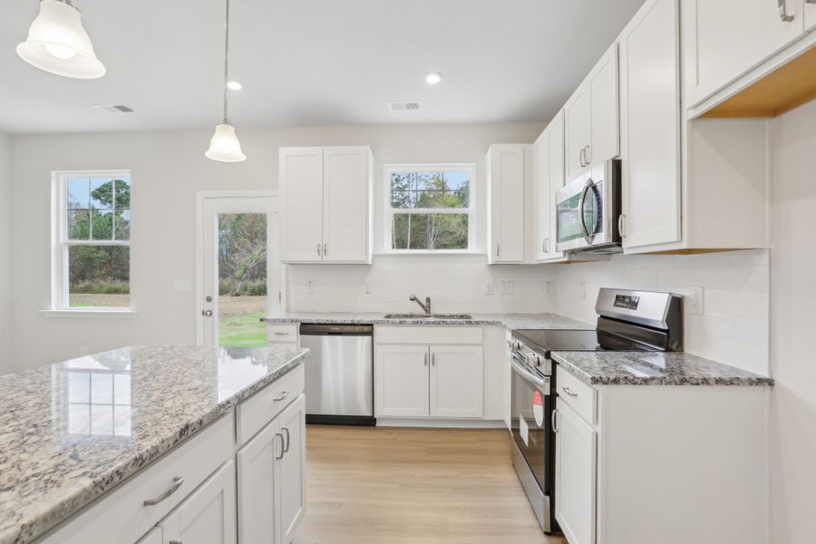 Furnished interior view inside a new home in Cantigny Park, Clarksville (Image 5).
