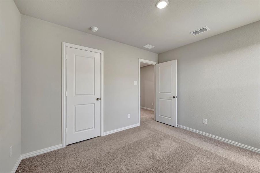 Spacious, unfurnished interior of a new home in Sagebrook, Argyle (Image 29).