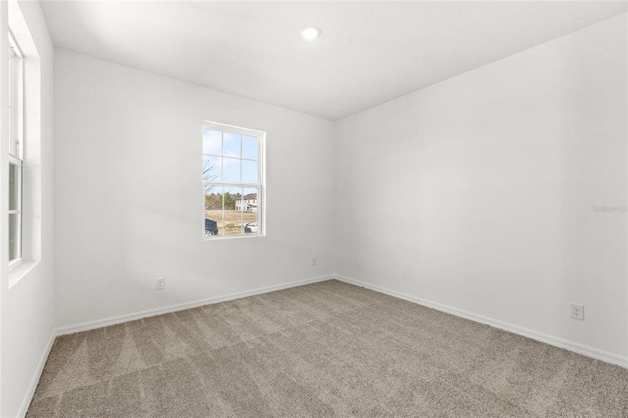 Spacious, unfurnished interior of a new home in , Kissimmee (Image 28).