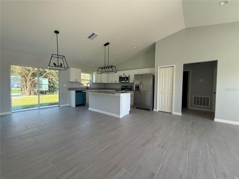 Image 11 of a home in . Image 11 of a home in .