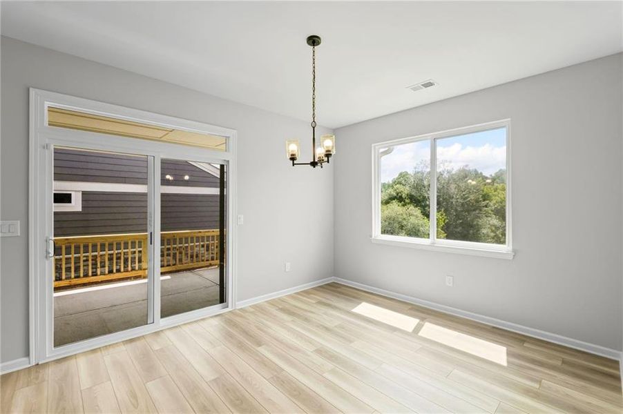 Spacious, unfurnished interior of a new home in Laurel Farms, Dallas (Image 16). Spacious, unfurnished interior of a new home in Laurel Farms, Dallas (Image 16).