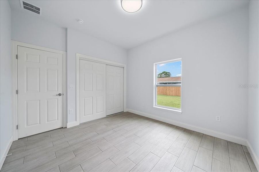 Spacious, unfurnished interior of a new home in , Cocoa (Image 20).