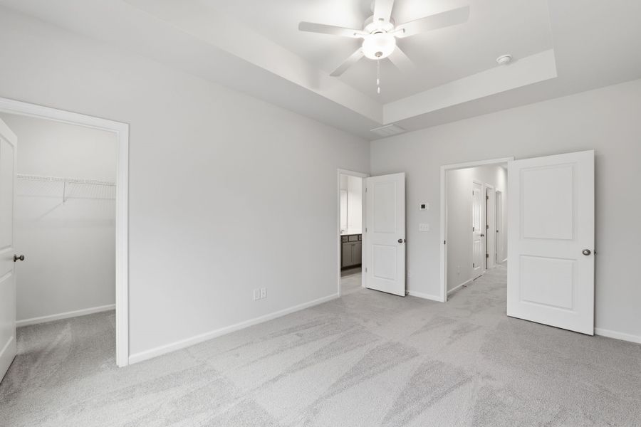 Spacious, unfurnished interior of a new home in Lakeview Village, Charlotte (Image 23).