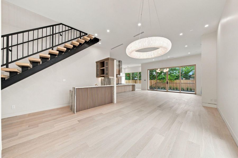 The open-concept floor plan is designed for effortless everyday living andentertaining