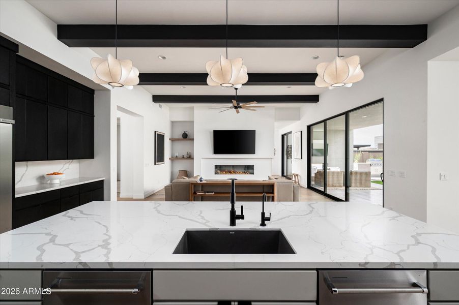 13-5724EMouraDr-13 13-5724EMouraDr-13