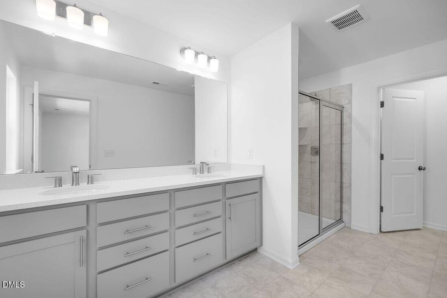 cobblestone-bathroom