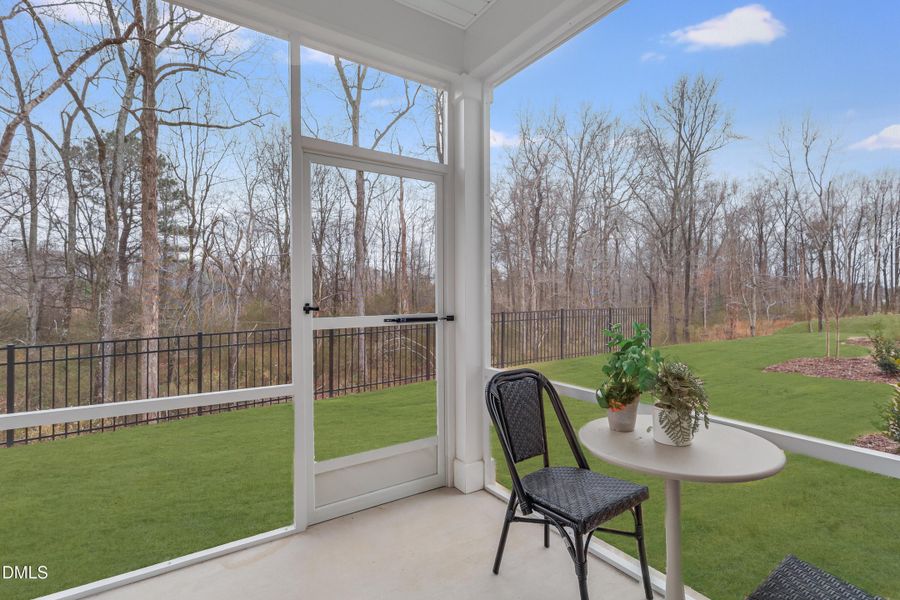 SUN_MyrtleMeadows_Pic_Winston-29