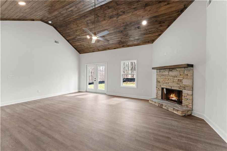 Spacious, unfurnished interior of a new home in , Cleveland (Image 26).