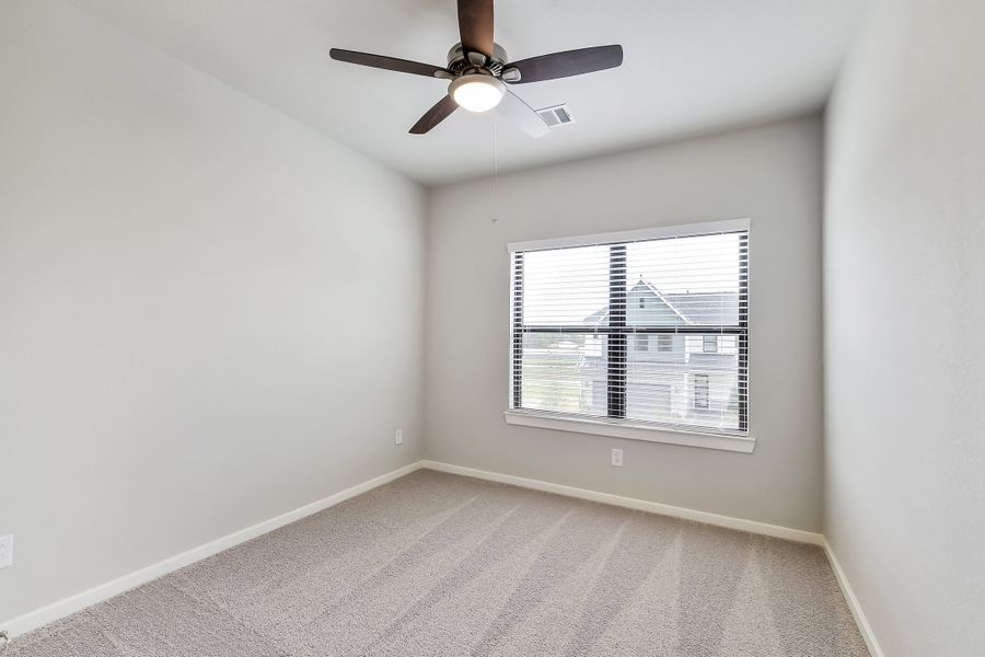 Spacious, unfurnished interior of a new home in Summer Place  35', Montgomery (Image 45).