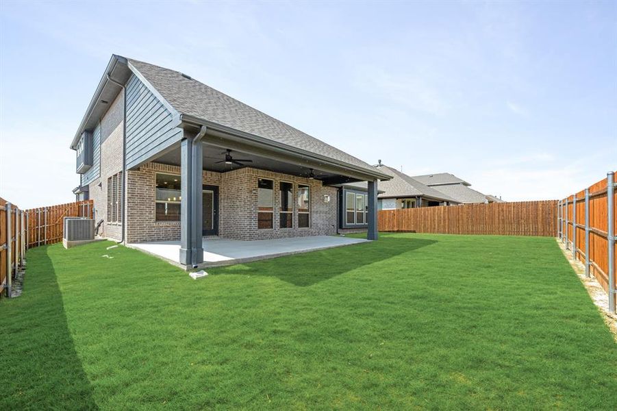Front exterior of a new home in Country Lakes Classic 60, Argyle, TX, highlighting curb appeal (Image 20).