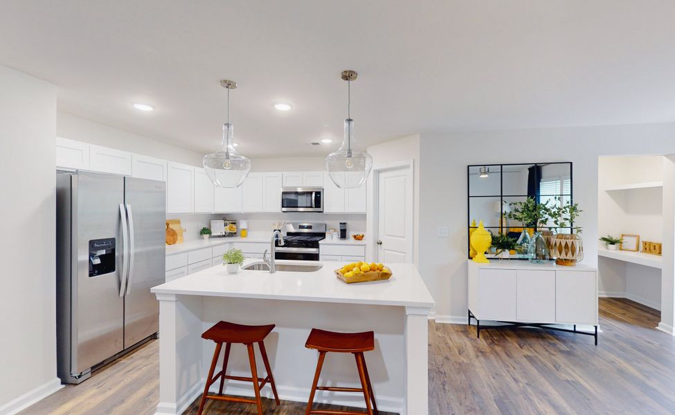 Representative furnished interior of a home built from the Stoneycreek Plan for Meece by Veranda Homes in Meece, Easley (Image 15).