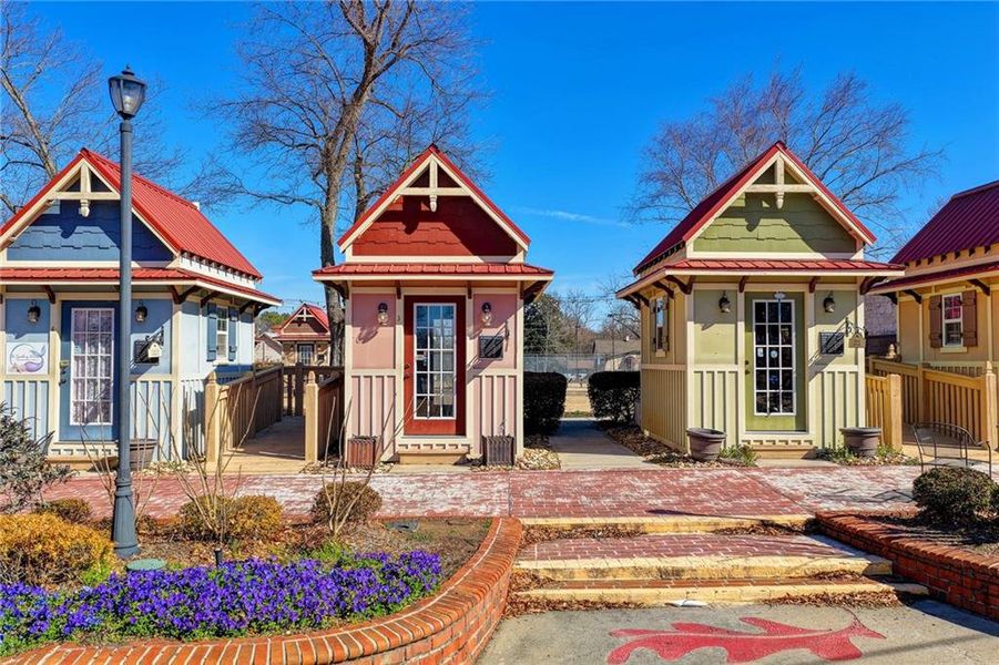 Image 79 of a home in .