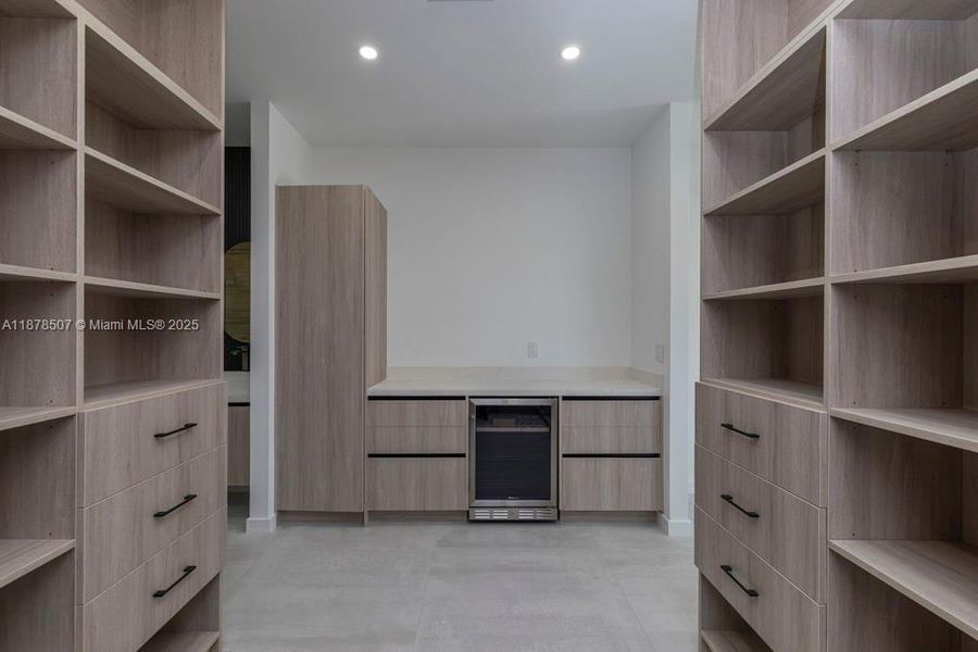 Furnished interior view inside a new home in , Cape Coral (Image 8).