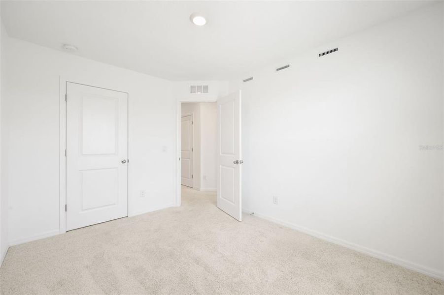 Spacious, unfurnished interior of a new home in , Winter Garden (Image 26). Spacious, unfurnished interior of a new home in , Winter Garden (Image 26).