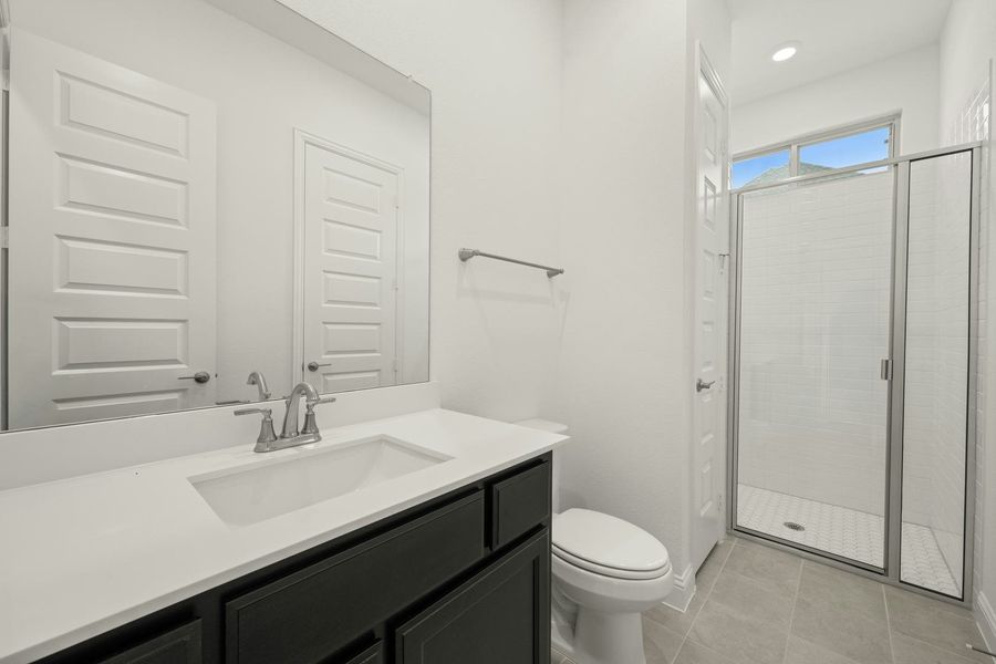Furnished interior view inside a new home in Hampton Park Estates, Glenn Heights (Image 13). Furnished interior view inside a new home in Hampton Park Estates, Glenn Heights (Image 13).
