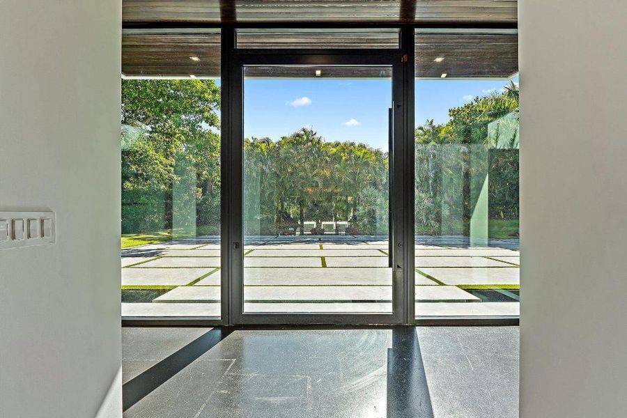 079-12NBeachRd-HobeSound-SMALL