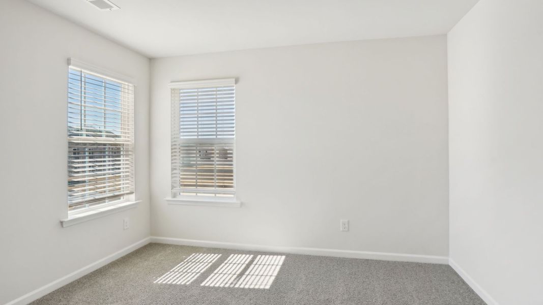Spacious, unfurnished interior of a new home in Granite Falls, Lancaster (Image 25). Spacious, unfurnished interior of a new home in Granite Falls, Lancaster (Image 25).