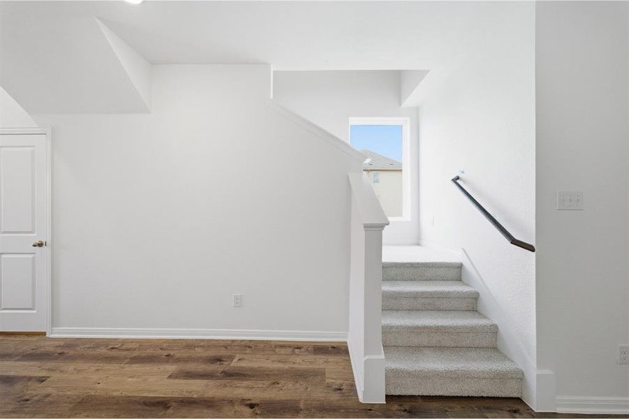 Spacious, unfurnished interior of a new home in Westridge, McKinney (Image 24).