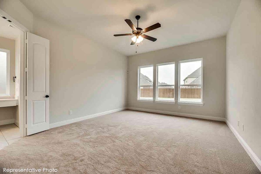 Representative unfurnished interior of a home built from the Fenestra by Grand Homes in Edgewater, Fate (Image 24). Representative unfurnished interior of a home built from the Fenestra by Grand Homes in Edgewater, Fate (Image 24).