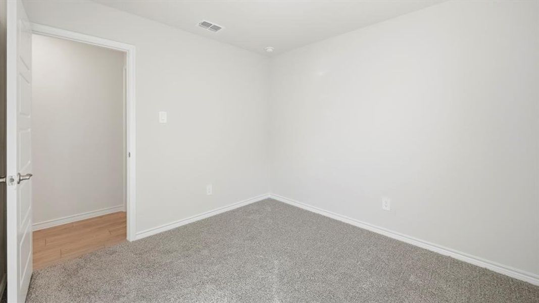 Spacious, unfurnished interior of a new home in The Woods at Lindsey Place, Anna (Image 24).