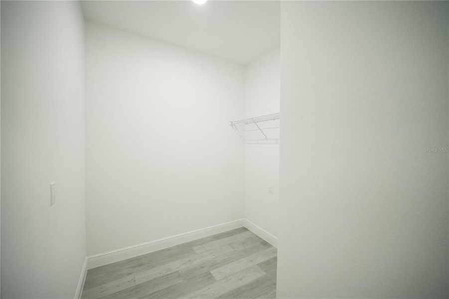 Spacious, unfurnished interior of a new home in , Ocala (Image 15).