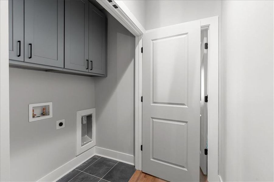 Spacious, unfurnished interior of a new home in , Atlanta (Image 25).