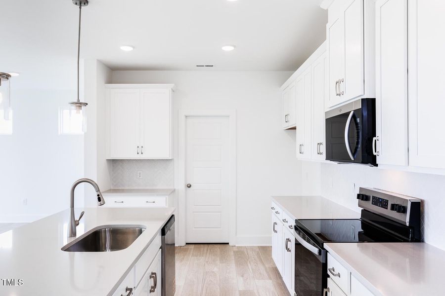 FoxFieldFarms_Lot17_Alleghency_QMI (13) FoxFieldFarms_Lot17_Alleghency_QMI (13)