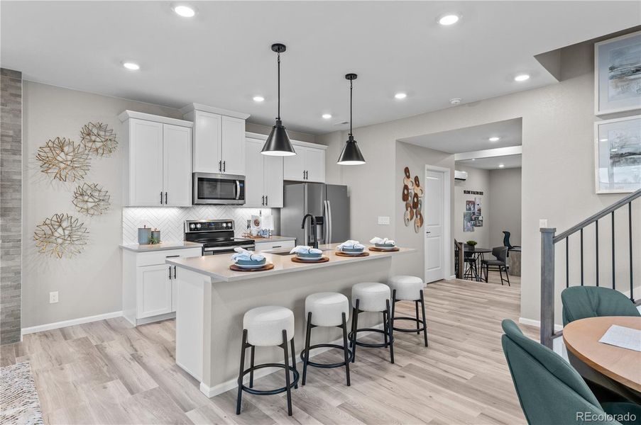 Staged Model not actual unit. Staged Model not actual unit.