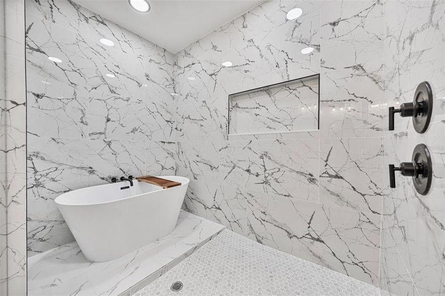 Image 50 of a home in .