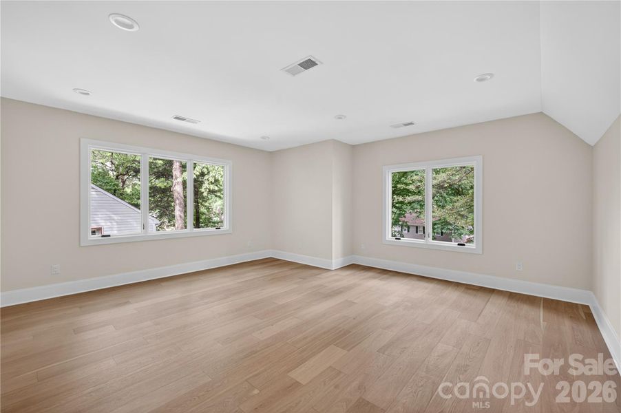 Spacious, unfurnished interior of a new home in , Charlotte (Image 24).