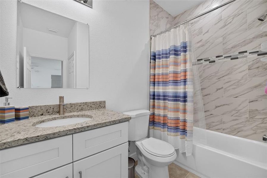 Furnished interior view inside a new home in , Ocala (Image 5).